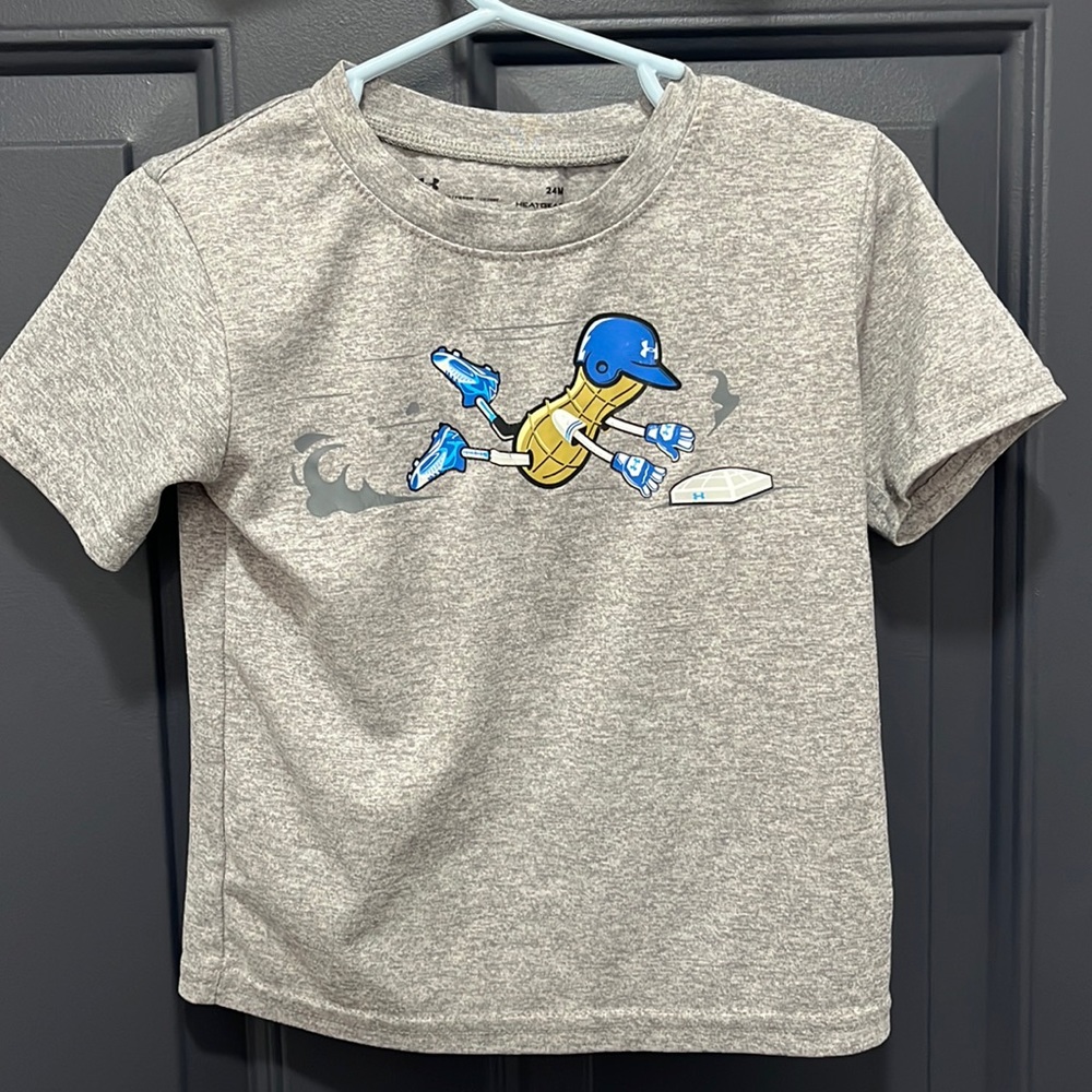 Boy’s T-shirt Under Armour Size 24 Months